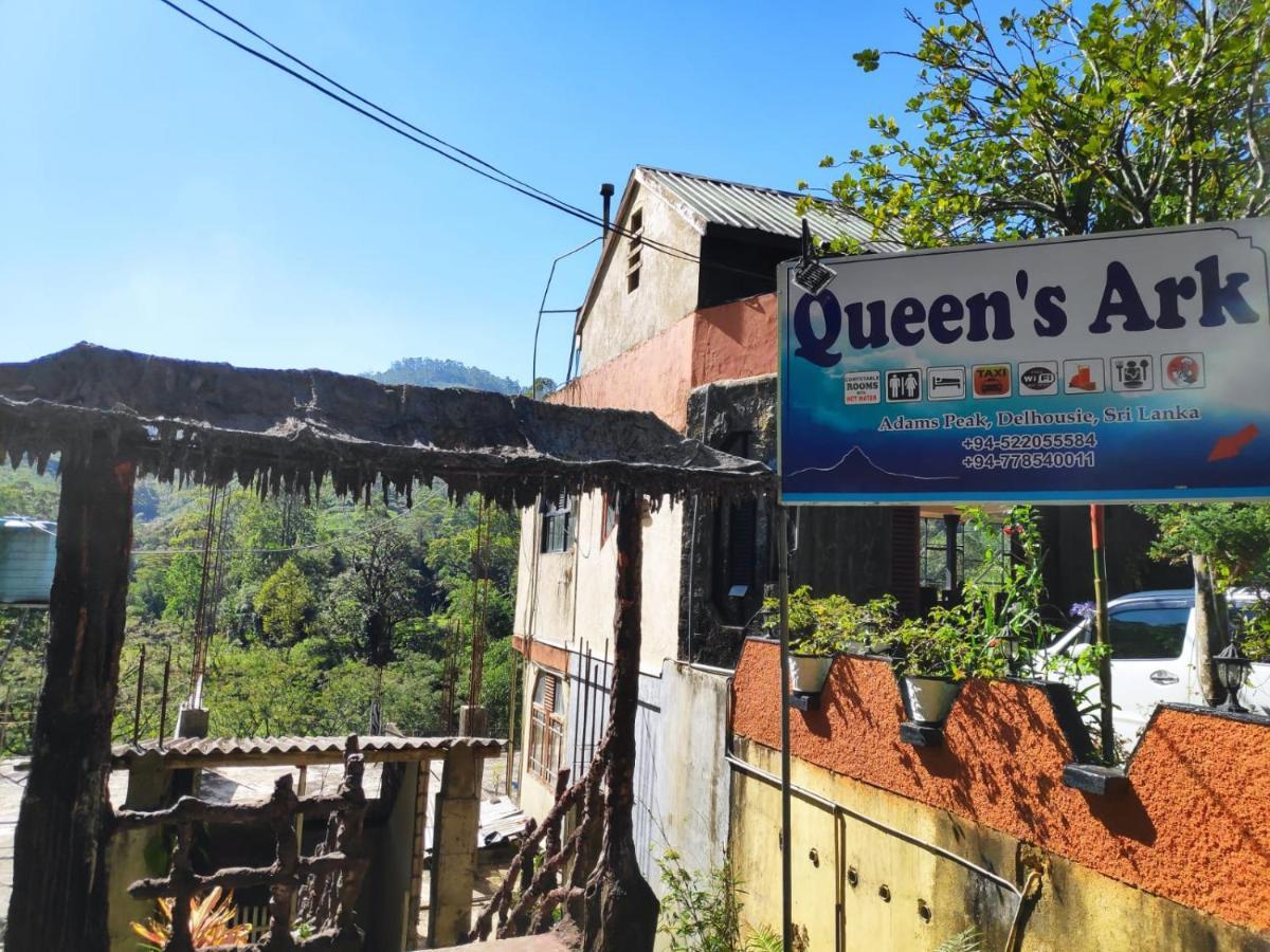 Queens Ark Gasthof Nallathanniya